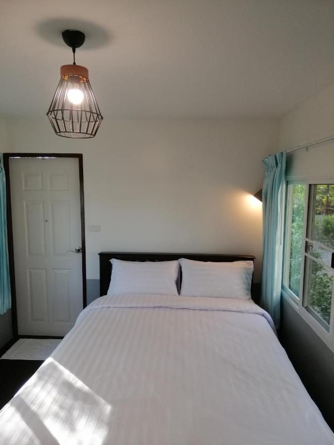 Sameikei Homestay Phrae Exterior foto